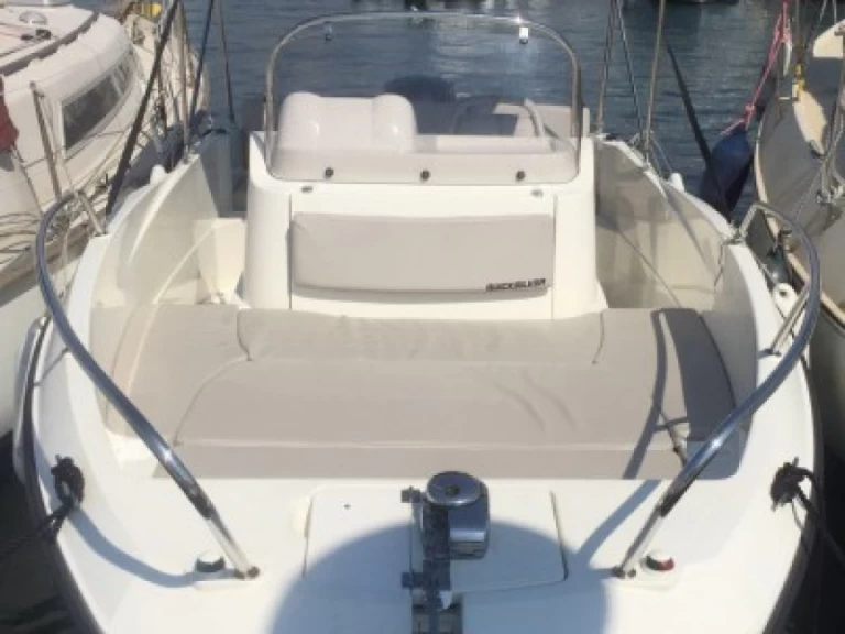 Quicksilver Activ 605 Open de alquiler a Marsella