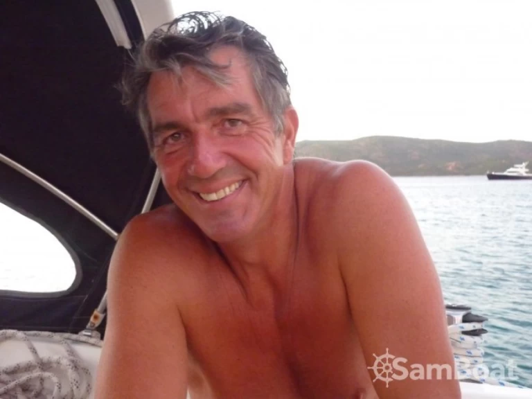 Velero para alquilar Gruissan al mejor precio