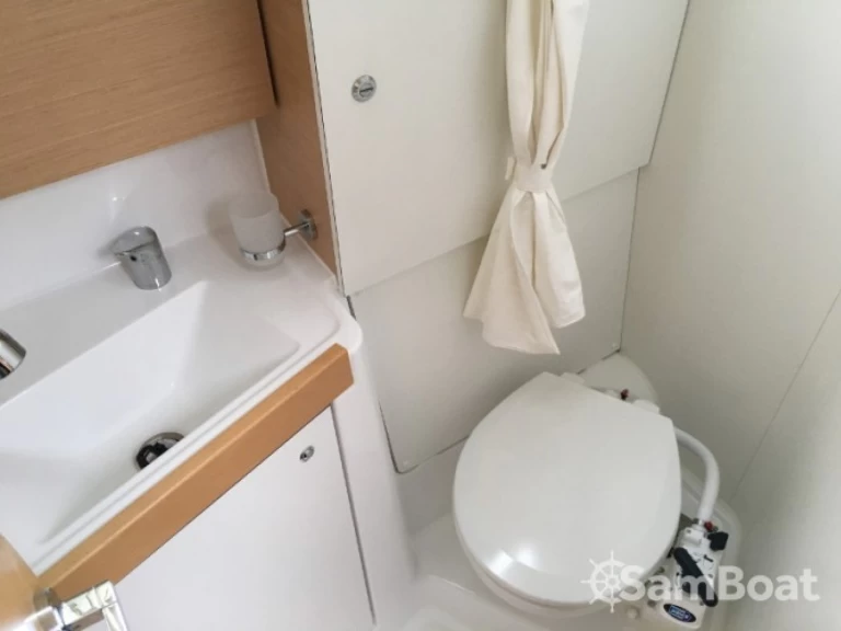 Velero para alquilar Barcelona al mejor precio