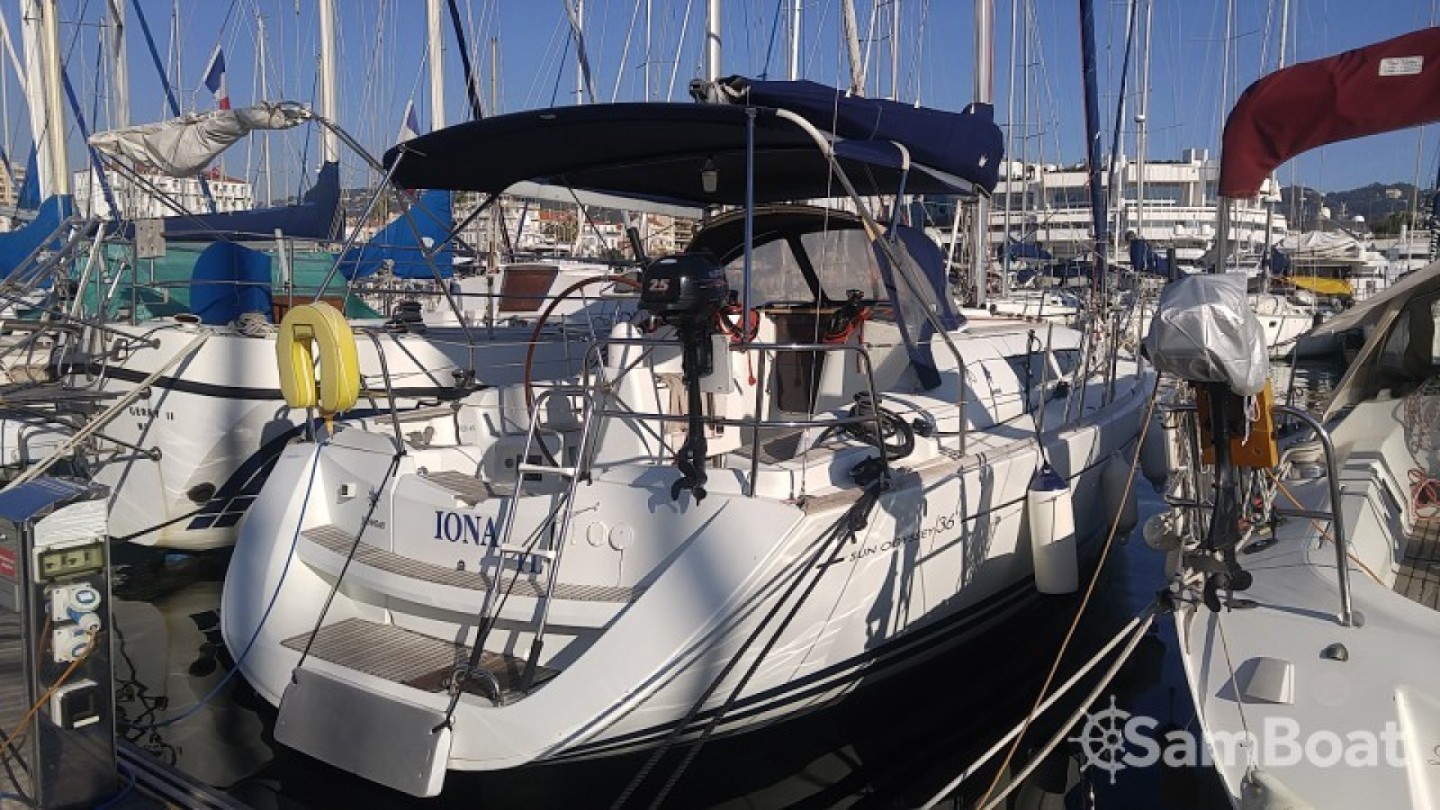 Alquiler de barcos Cannes barato de Sun Odyssey 36i