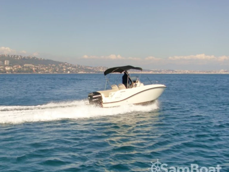Alquiler de embarcaciones Quicksilver Activ 535 Open enAntibes en Samboat