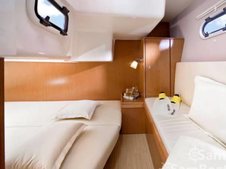 Alquiler Lancha Bavaria con o sin  título de navegación