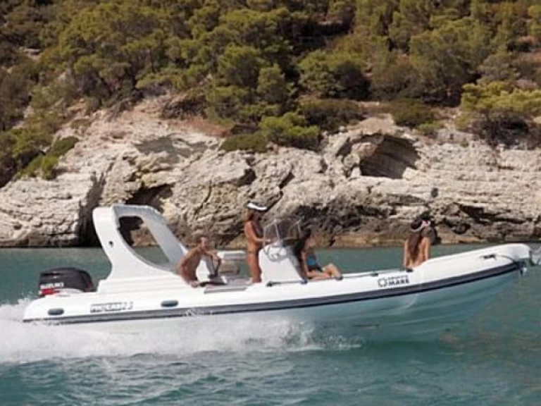 Alquiler de embarcaciones Gruppo-Mare Pholas 23 enSliema en Samboat