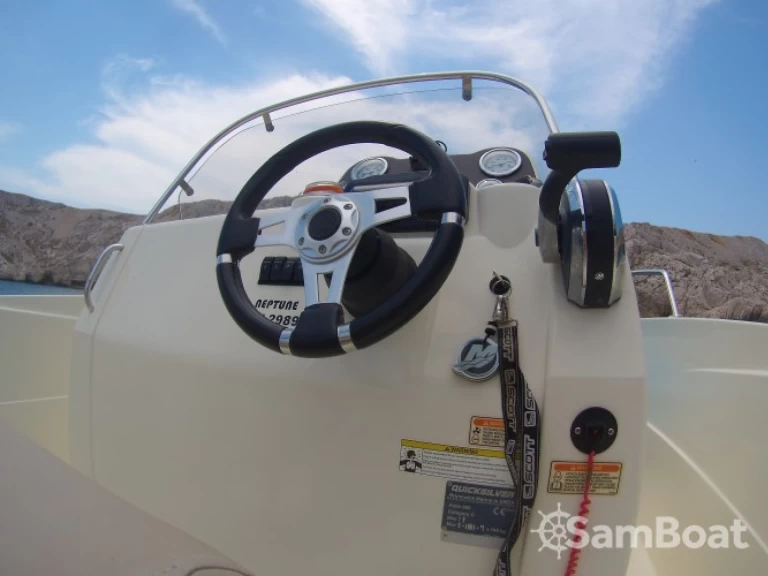 Alquiler de Lancha, con o sin patrón Quicksilver Marsella