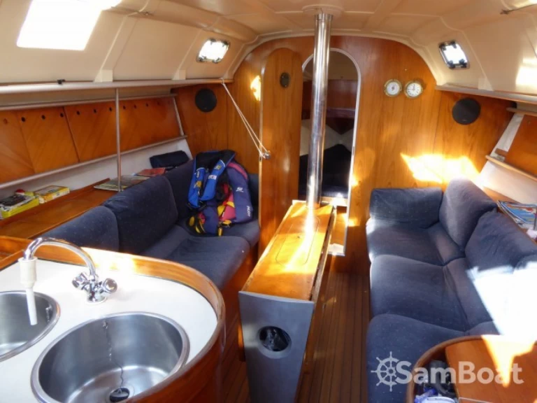 Alquiler de Bénéteau First 35 S5 en La Rochelle