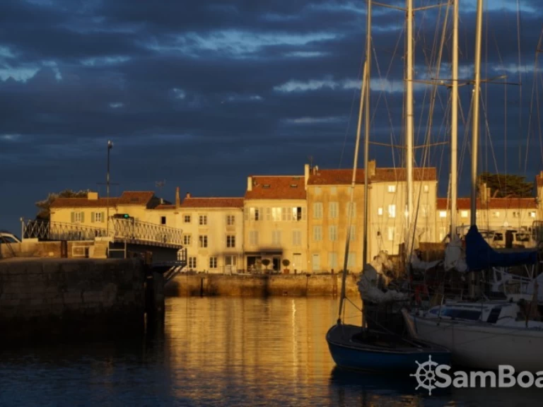 Alquiler de Bénéteau First 35 S5 en La Rochelle