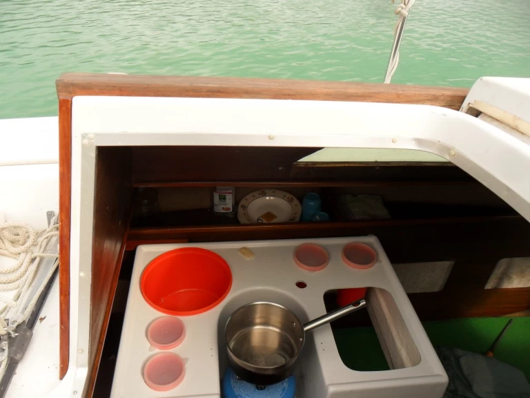 Velero para alquilar Orgelet al mejor precio