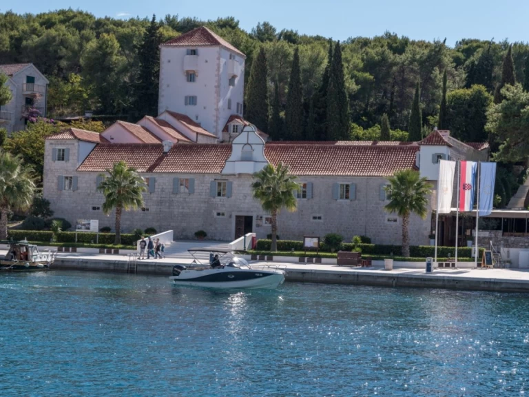 Alquiler Lancha en Trogir - Quicksilver Activ 755 Sundeck