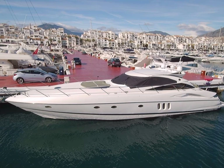 Alquiler Yate de lujo Sunseeker con o sin  título de navegación