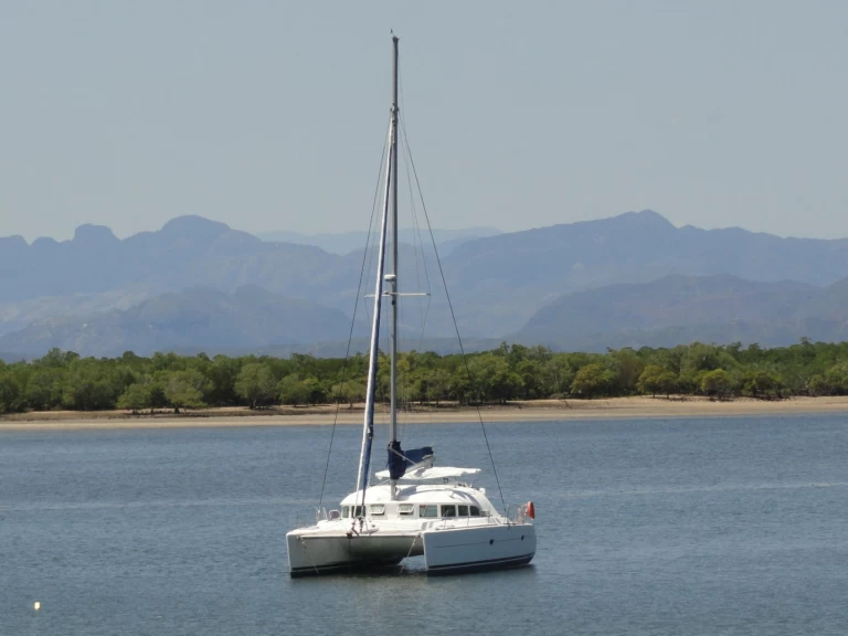 Alquiler Catamarán en Hell-Ville - Lagoon Lagoon 380