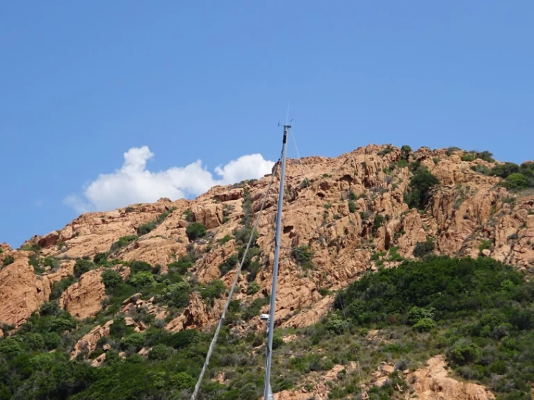 Alquiler de Bénéteau Oceanis 45 en Cavalaire-sur-Mer