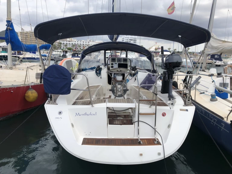 Alquiler de Dufour Dufour 365 Grand Large en Sant Antoni de Portmany