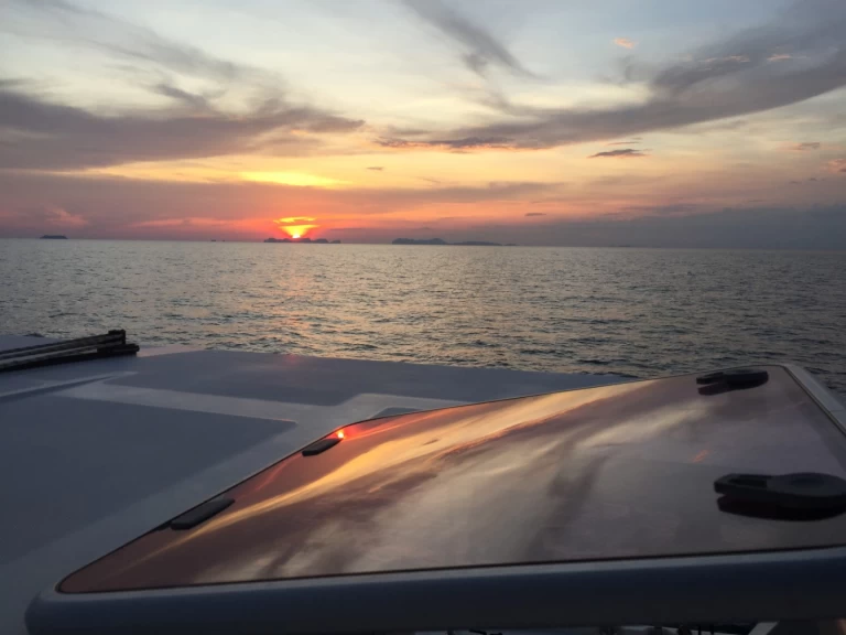 Alquiler de Catamarán, con o sin patrón Leopard Ko Phuket