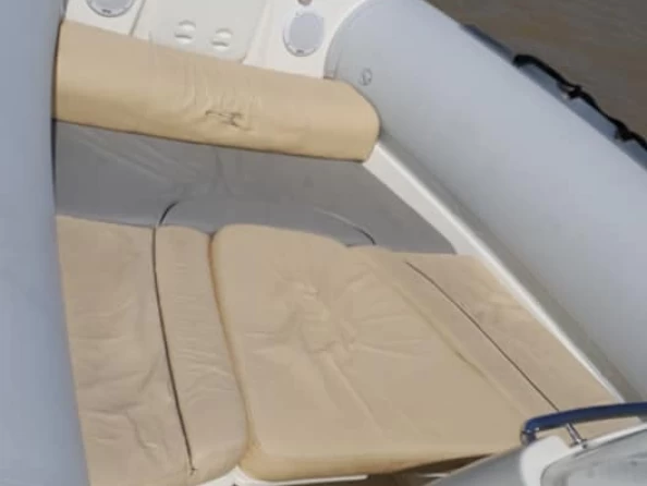 Alquiler de Kelt Sea Hawk 285 en Palavas-les-Flots