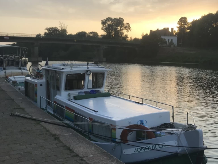 Alquiler La Vicomté-sur-Rance - Locaboat Penichette 930 en SamBoat
