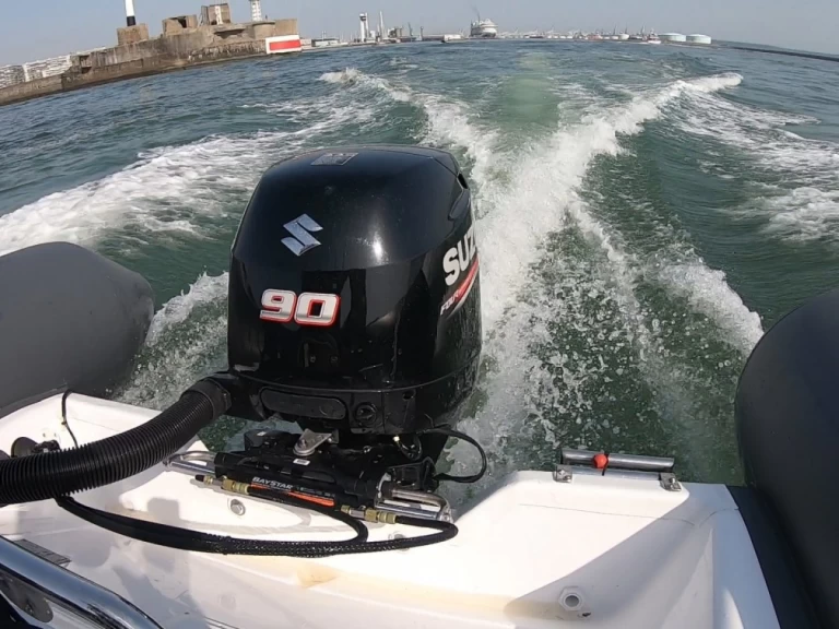 Falcon 575 SR de alquiler a Le Havre