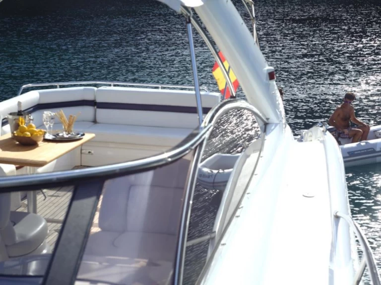 Alquiler Yate de lujo Sunseeker con o sin  título de navegación