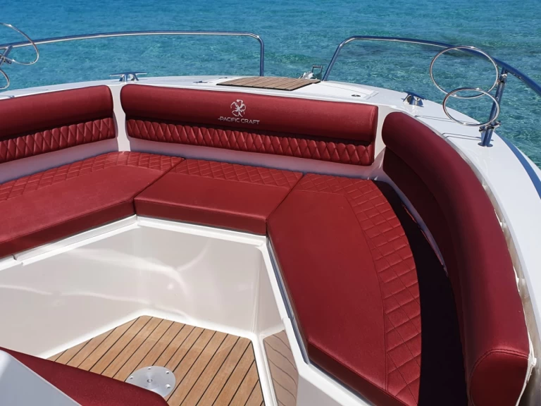 Alquiler de barcos Saint-Florent barato de Pacific Craft 750 Open