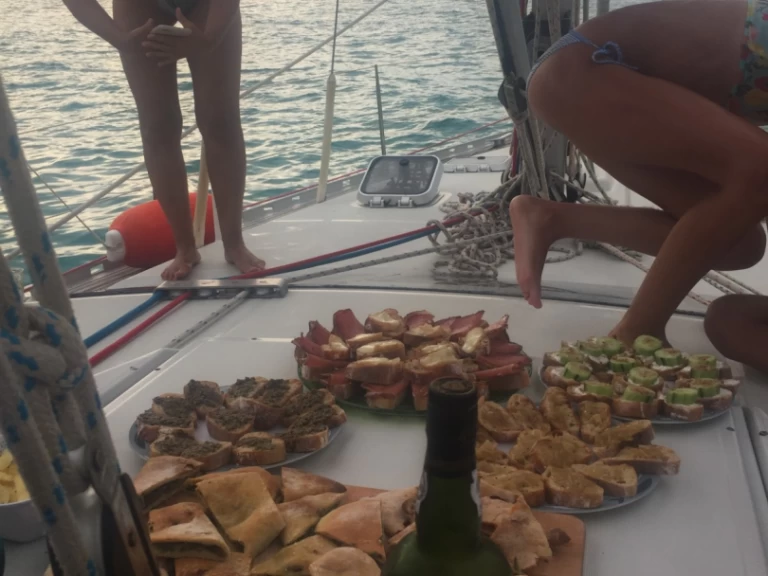 Alquiler Velero Kirie con o sin  título de navegación