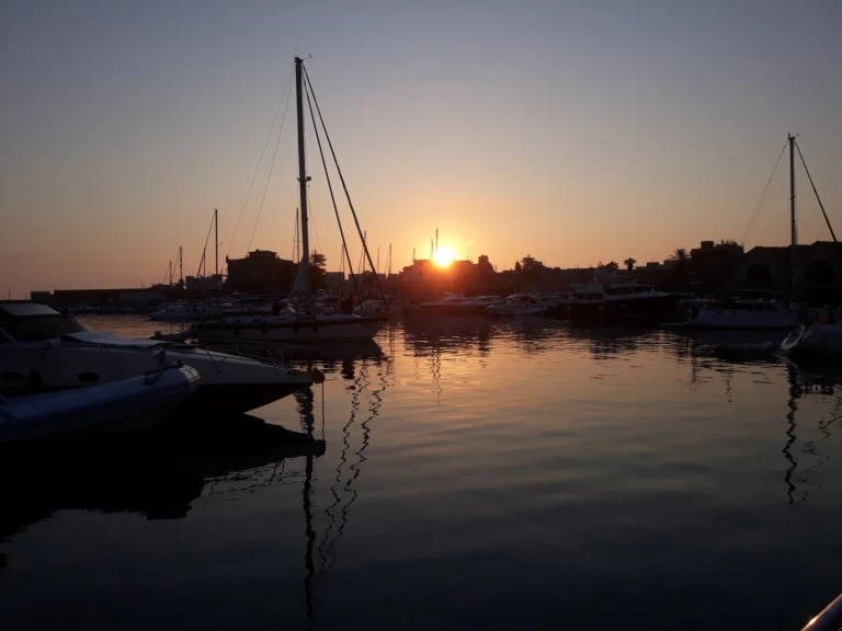 Alquiler de Velero, con o sin patrón Caroff Sciacca