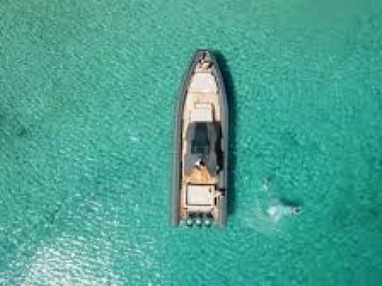 Alquiler de Sea Water PHANTOM 500 en Mahón