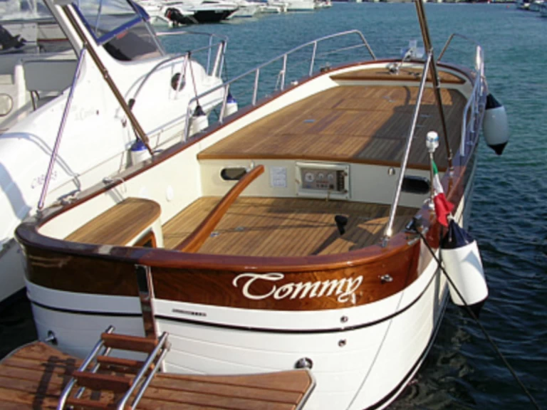 Alquiler de Lancha, con o sin patrón Gozzo Latino Otranto