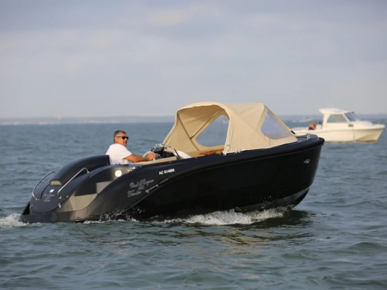 Alquiler Lancha oudhuijzer con o sin  título de navegación