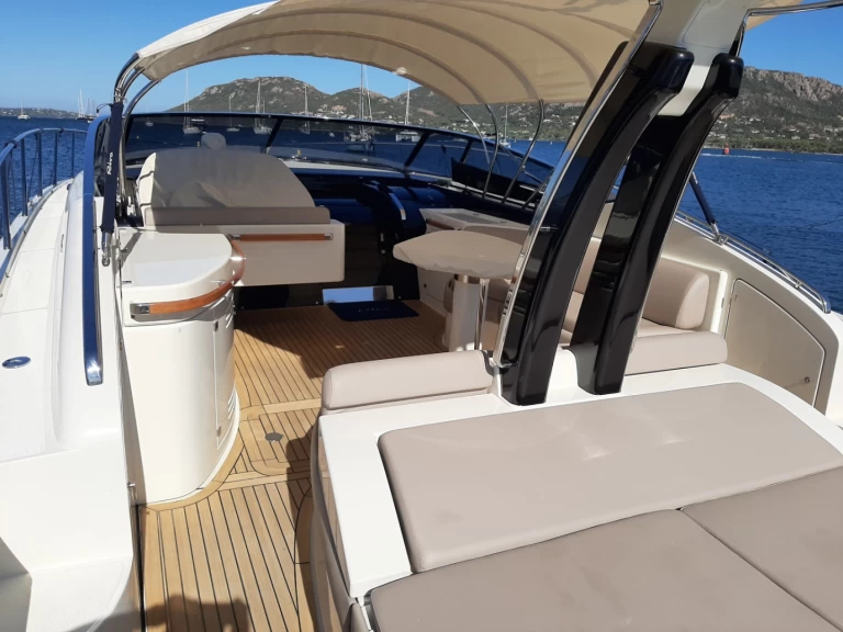 Alquiler Porto-Vecchio - Riva RIVALE 52 en SamBoat