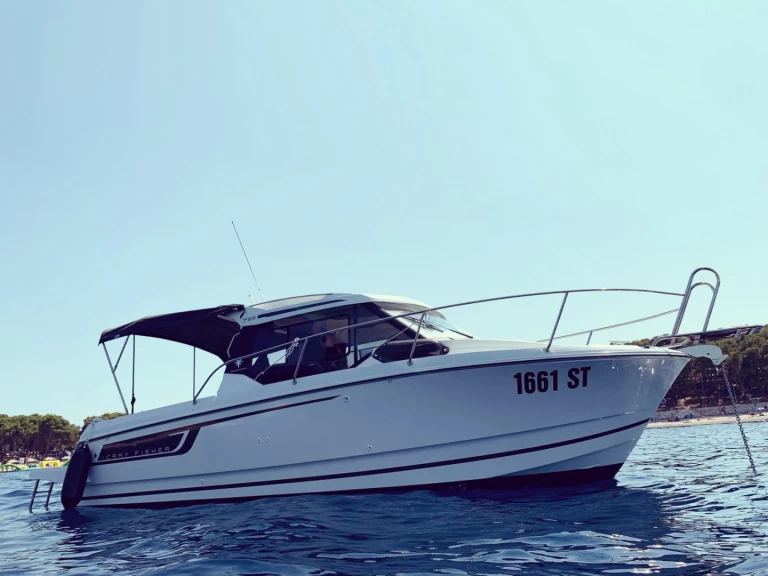 Alquiler Lancha Bénéteau con o sin  título de navegación