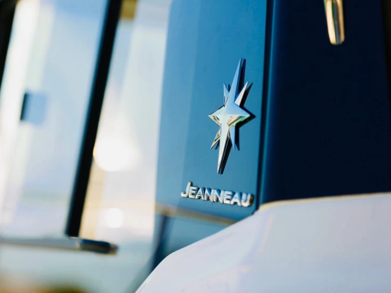 Alquiler de barcos Split barato de Antares 9 OB