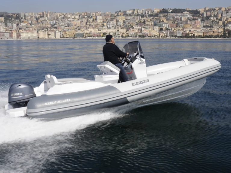 Alquiler Roses - Salpa Salpa Soleil 20 en SamBoat