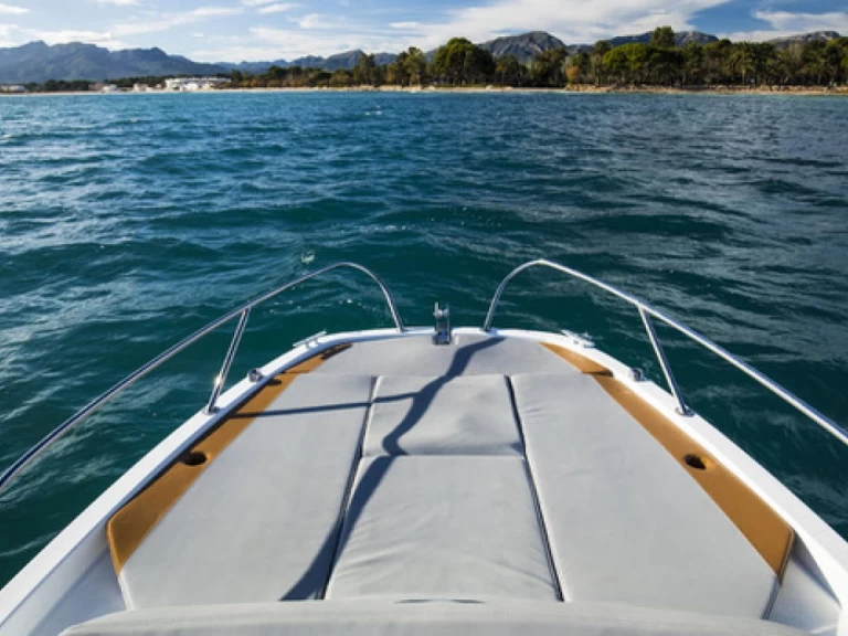 Alquiler Lancha Bénéteau con o sin  título de navegación