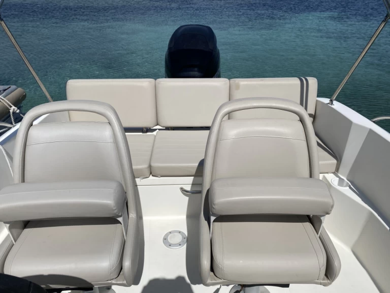 Lancha para alquilar Port Camille Rayon al mejor precio