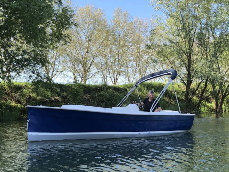 Alquiler de barcos Mâcon barato de Scoop