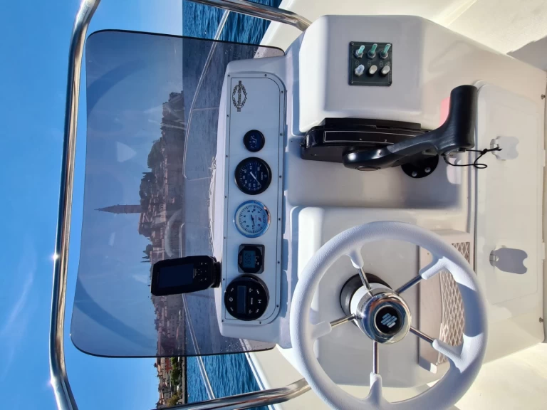Alquiler Lancha en Rovinj - Sessa Marine Key Largo 17