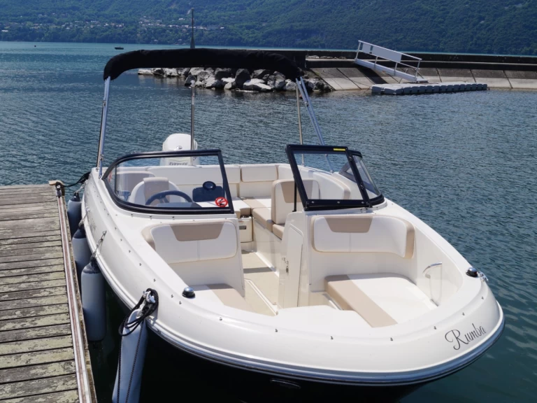 Alquiler de embarcaciones Bayliner VR4OE enChindrieux en Samboat