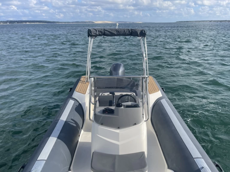 Alquiler de barcos Grand Piquey barato de Capelli 700 Sun