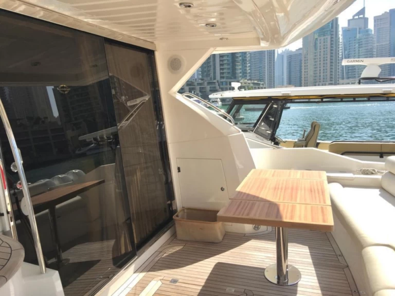 Alquiler de embarcaciones Sunseeker Manhattan 52 enCannes en Samboat