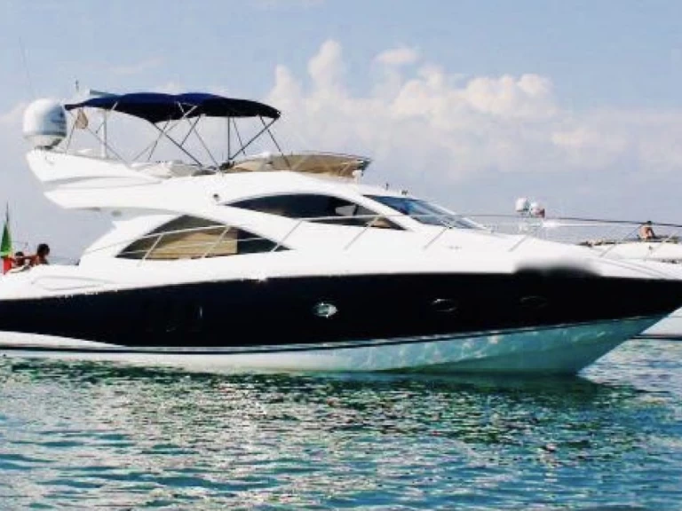 Yate de lujo para alquilar Cannes al mejor precio