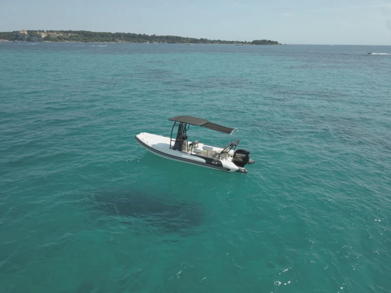 Alquiler de Avon GT en Cannes
