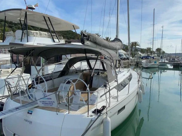 Alquiler de Velero, con o sin patrón Bavaria Getxo