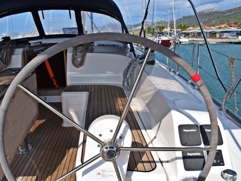 Alquiler de Bavaria Cruiser 46 en Kaštela