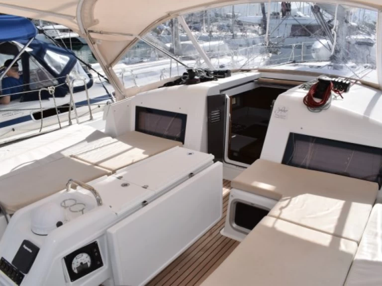 Velero para alquilar Kaštela al mejor precio