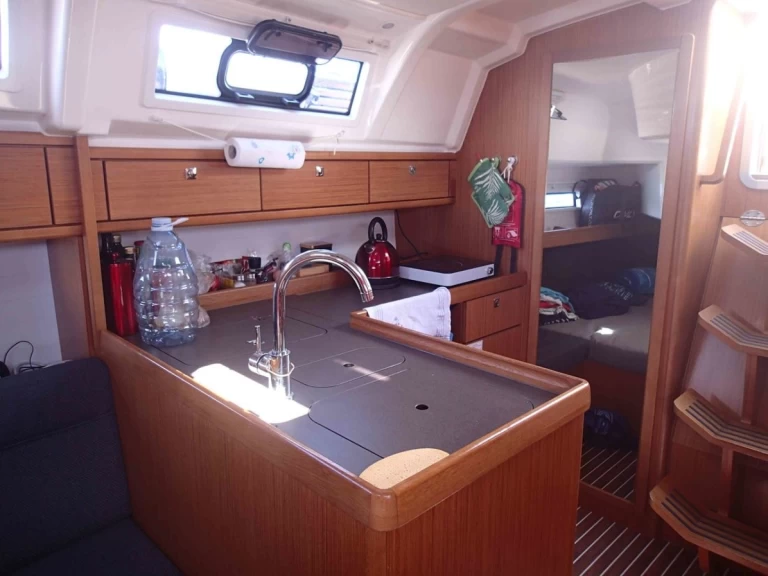 Alquiler de Velero, con o sin patrón Bavaria Vrsar