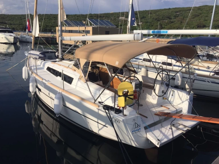 Alquiler de barcos Punat barato de Dufour 350 Grand Large