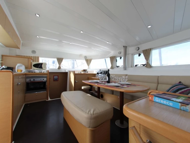 Alquiler de Lagoon Lagoon 420 en Álimos