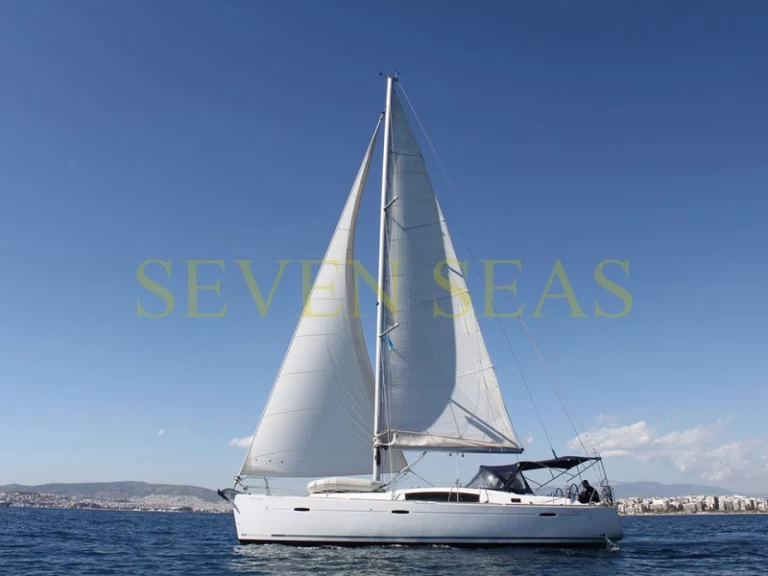 Bénéteau Oceanis 43 de alquiler a Álimos