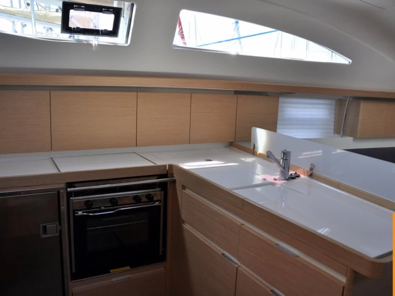 Elan Impression 45 de alquiler a Izola