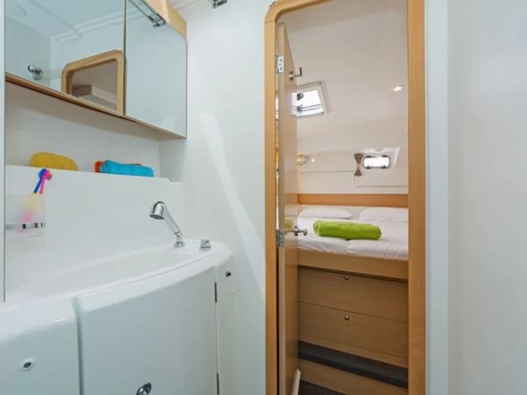 Alquiler de Lagoon Lagoon 400 S2 en Lávrio