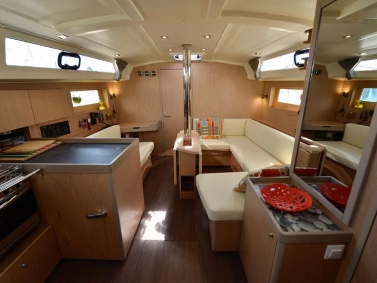 Alquiler Velero Bénéteau con o sin  título de navegación